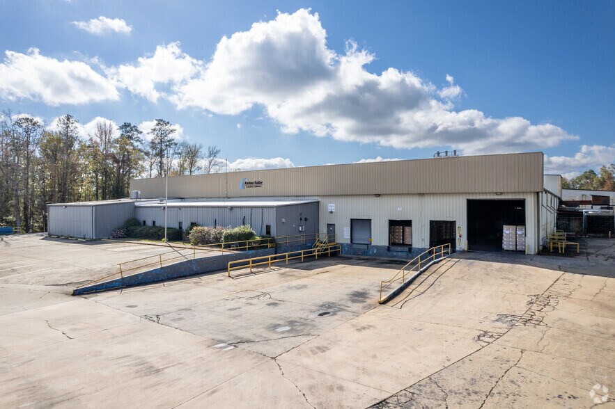 1061 Industrial Blvd, Lafayette, AL à louer - Photo de l’immeuble – Image 1 sur 27