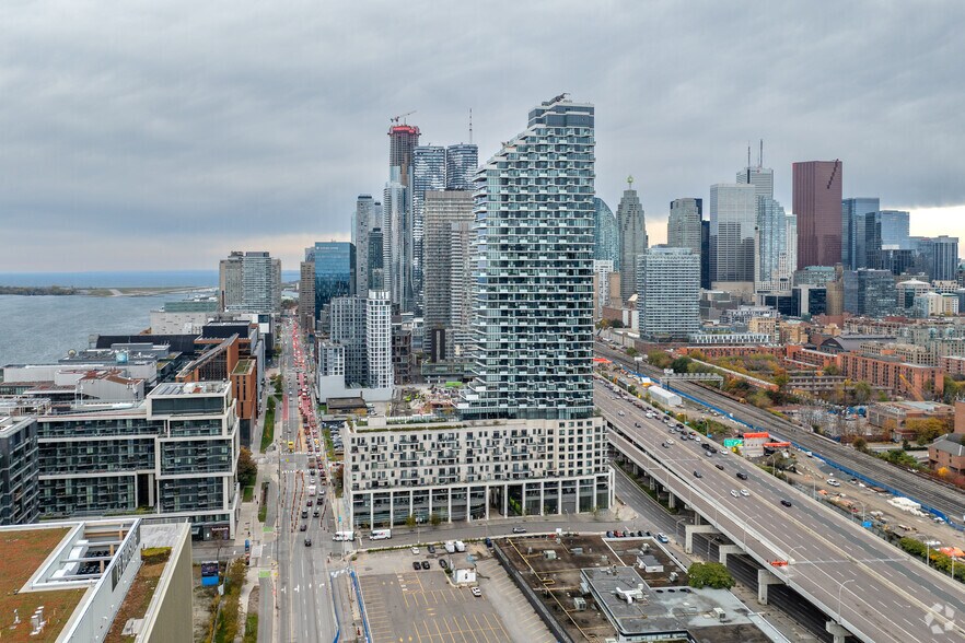 190 Queens Quay E, Toronto, ON à louer - Aérien – Image 3 sur 3