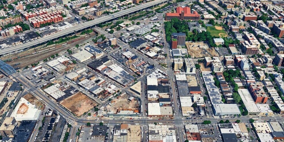 1180 Longwood Ave, Bronx, NY à vendre - Photo de l’immeuble – Image 2 sur 8