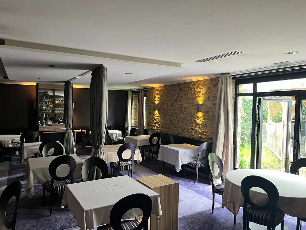 Local d’activités dans Vannes à louer Photo intérieure– Image 1 sur 5