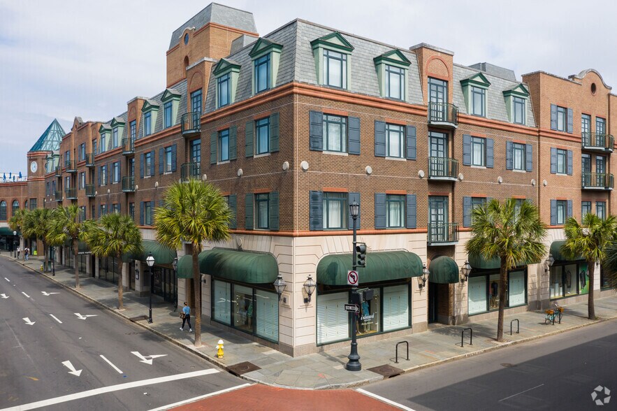 205 Meeting St, Charleston, SC à louer - Photo de l’immeuble – Image 3 sur 15