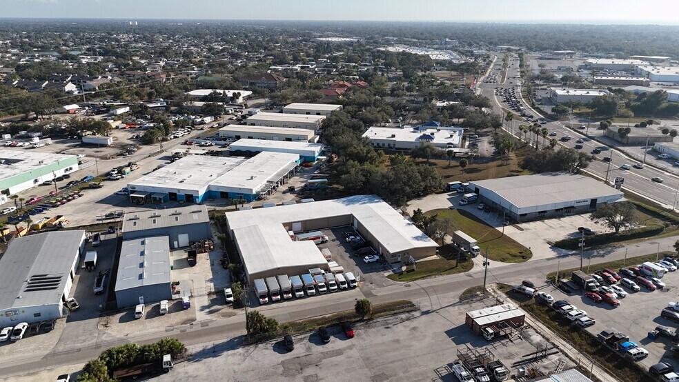 102 James St, Venice, FL à vendre - Photo de l’immeuble – Image 3 sur 22