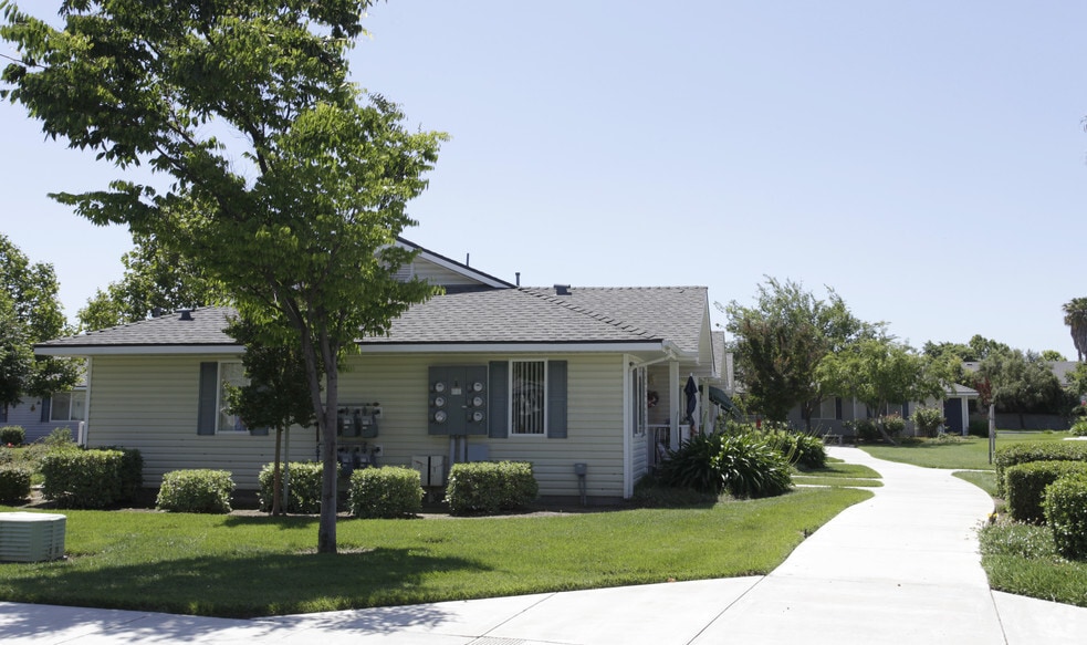 4950 Empire Ave, Oakley, CA à vendre - Photo de l’immeuble – Image 3 sur 4