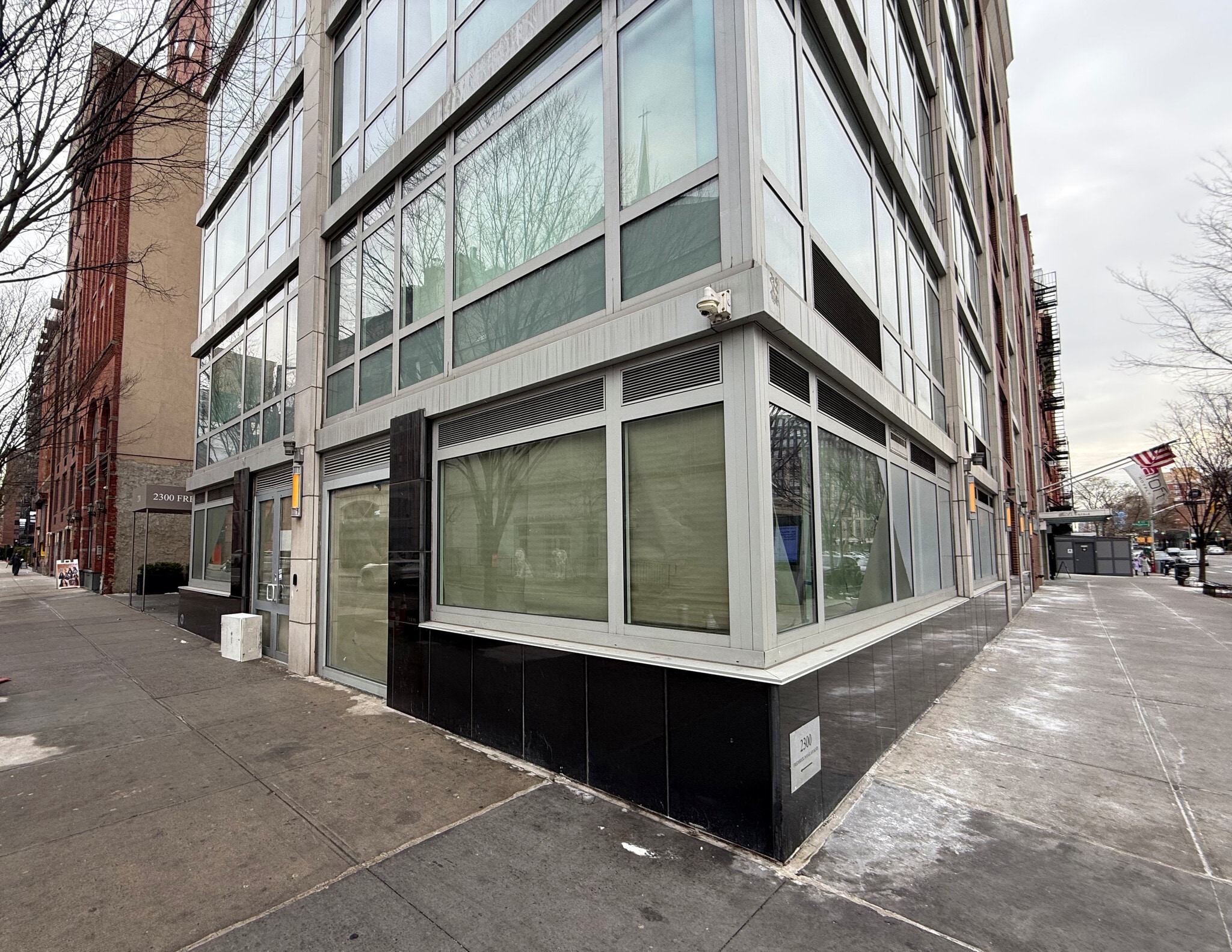 2298 Frederick Douglass Blvd, New York, NY à louer Photo intérieure– Image 1 sur 5