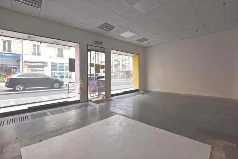 Local commercial dans Paris à louer - Photo de l’immeuble – Image 3 sur 8