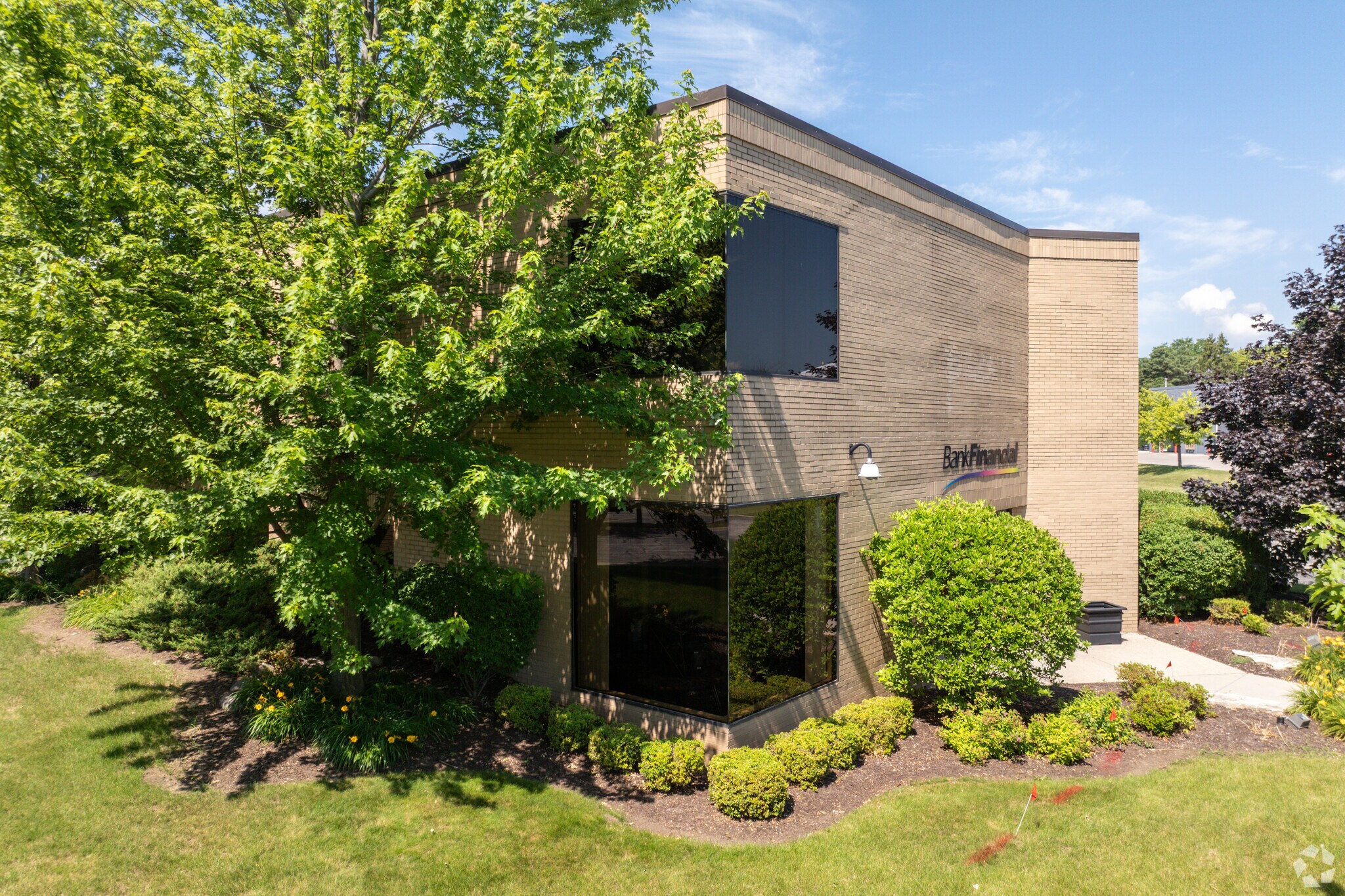 1123 S Milwaukee Ave, Libertyville, IL à vendre Photo principale– Image 1 sur 5