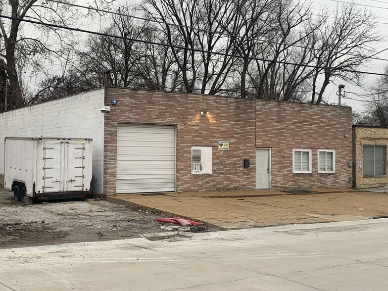 6138 Madison, Berkeley, MO à louer - Photo de l’immeuble – Image 2 sur 8
