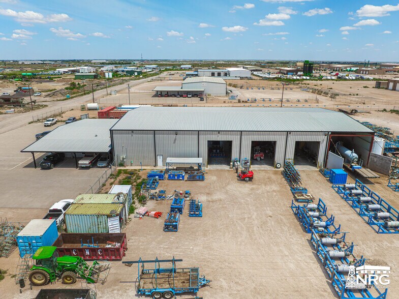 2512 N County Road 1287, Midland, TX à louer - Photo de l’immeuble – Image 2 sur 12