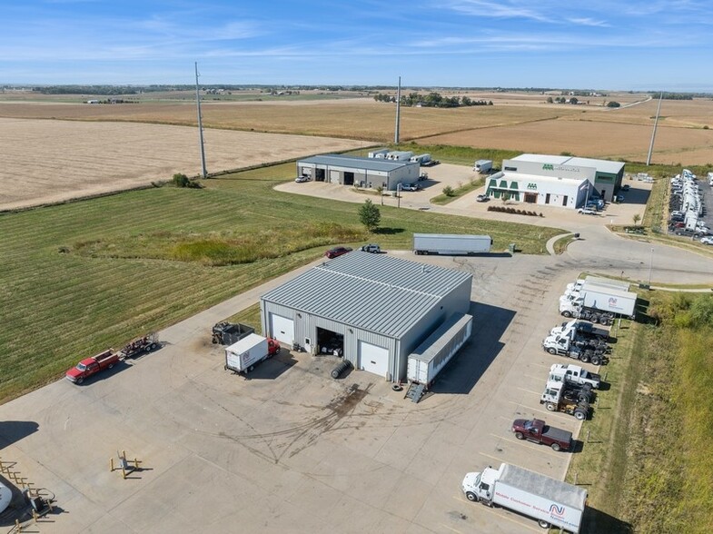 2740 Stoner Ct, North Liberty, IA à louer - Photo de l’immeuble – Image 2 sur 9