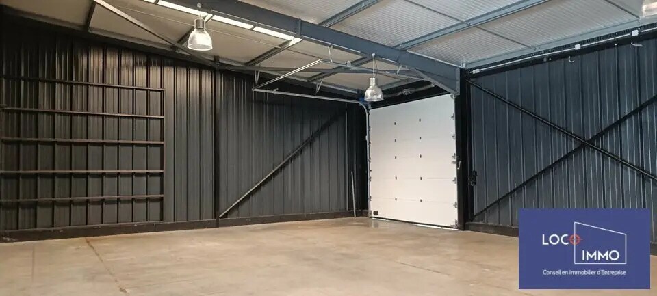 Local commercial dans Saint-Pardoux-du-Breuil à louer - Photo intérieure – Image 3 sur 4