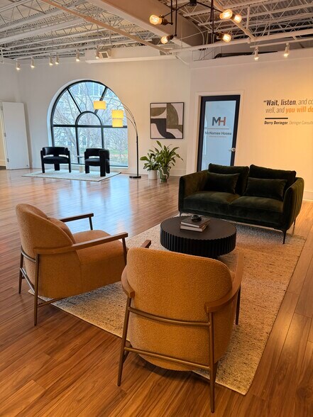 950 N Washington St, Alexandria, VA à louer - Photo de l’immeuble – Image 2 sur 14