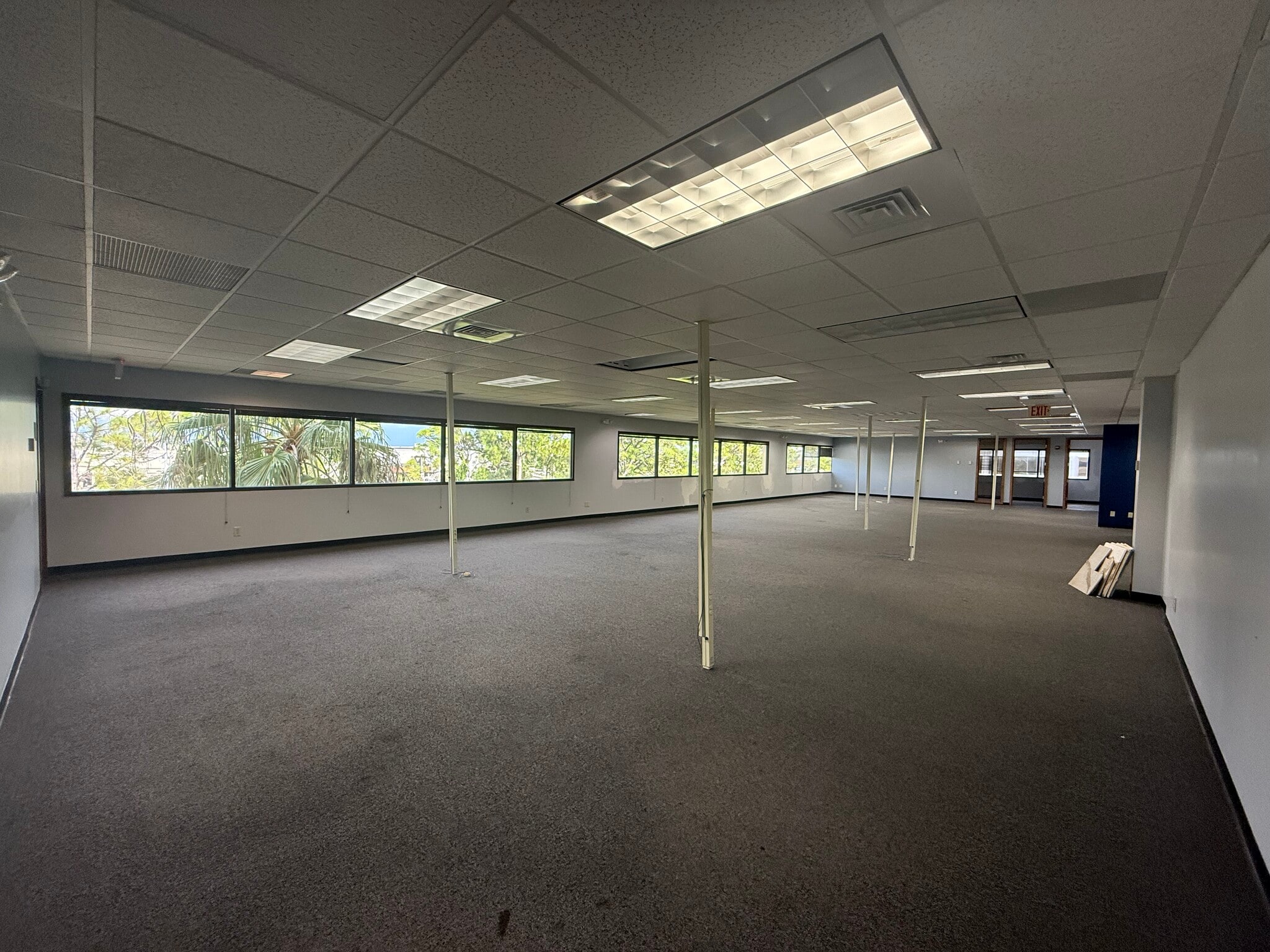 26750 US Highway 19 N, Clearwater, FL à louer Photo intérieure– Image 1 sur 2