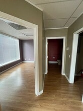 5339 Roosevelt Way NE, Seattle, WA à louer Photo intérieure– Image 2 sur 9