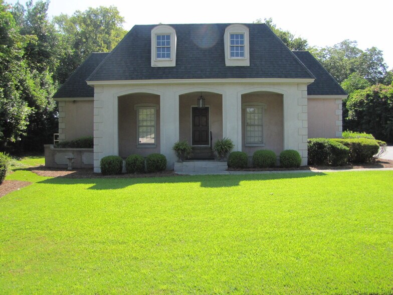 151 Pierce Ave, Macon-Bibb, GA à vendre - Photo principale – Image 1 sur 6