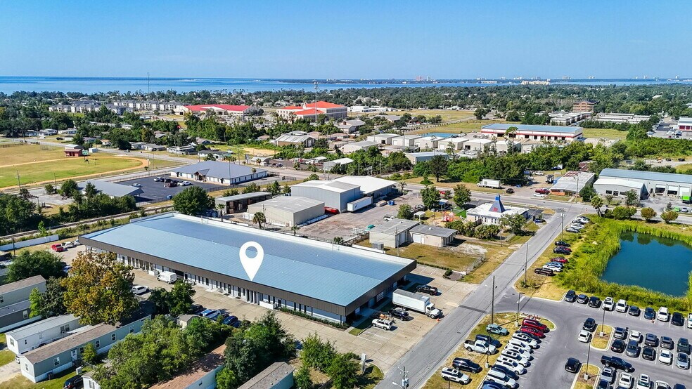 651 W 14th St, Panama City, FL à louer - Photo de l’immeuble – Image 3 sur 3