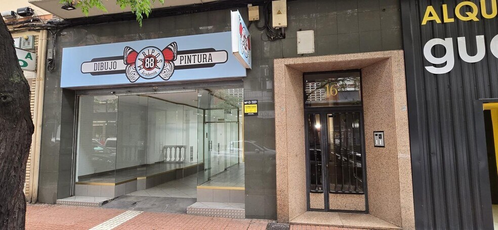 Local commercial dans Zaragoza à louer - Photo de l’immeuble – Image 2 sur 11