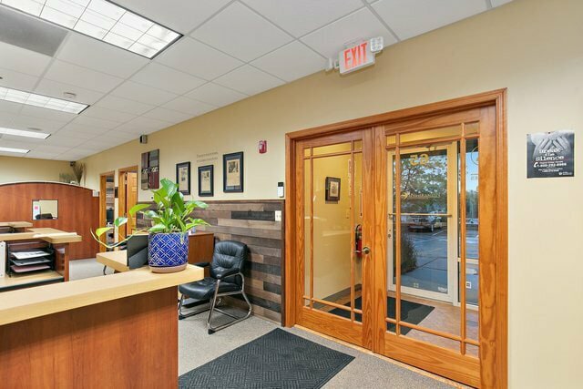 15-85 N Woodbury St, South Elgin, IL à louer Photo intérieure– Image 1 sur 3