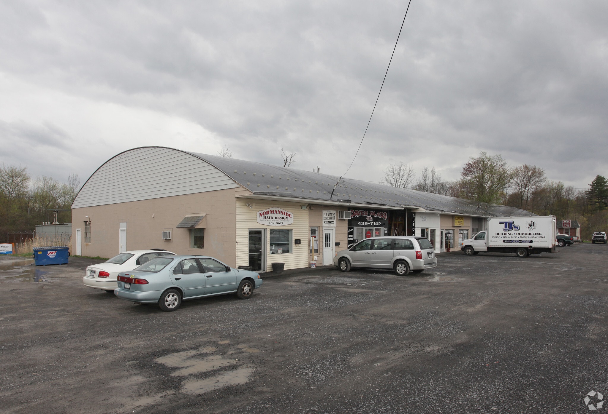 154-156 Delaware Ave, Delmar, NY à louer Photo principale– Image 1 sur 3