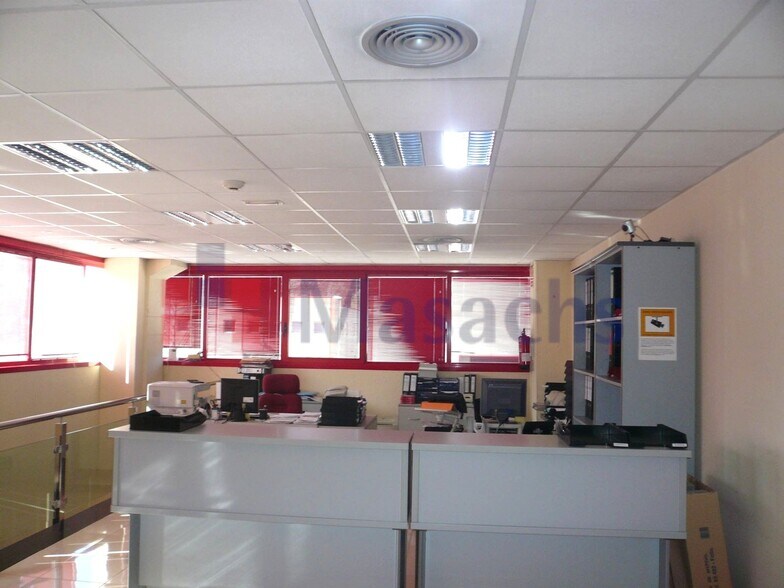 Industriel/Logistique dans Aiguaviva, Gerona à vendre - Photo intérieure – Image 3 sur 5