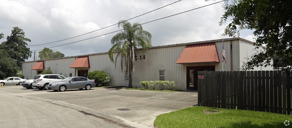 179-181 Grefer Ln, Harvey, LA à louer - Photo de l’immeuble – Image 2 sur 16