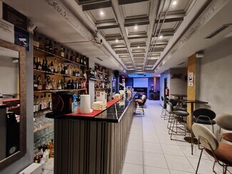Plus de détails pour Local commercial à louer
