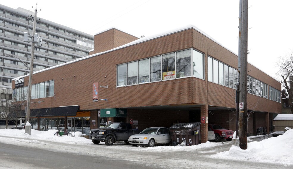 282-284 Elgin St, Ottawa, ON à louer - Photo de l’immeuble – Image 2 sur 6