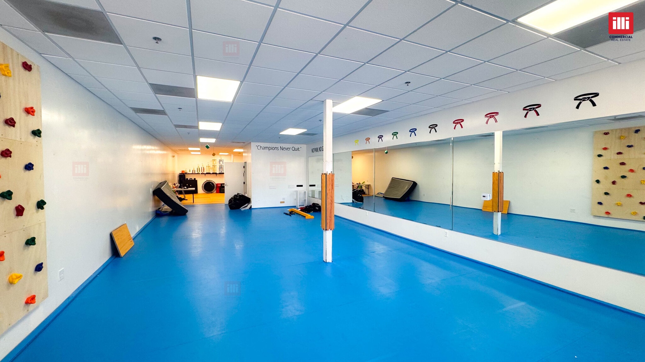 360 Via Las Brisas, Newbury Park, CA à louer Photo intérieure– Image 1 sur 3