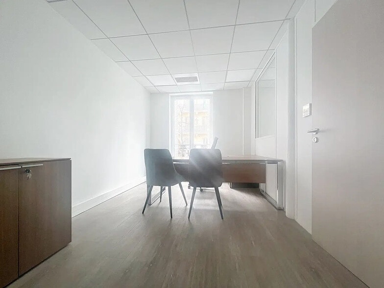 Bureau dans Paris à louer - Photo de l’immeuble – Image 3 sur 16