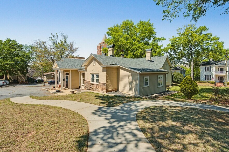 236 Washington Ave, Marietta, GA à louer - Photo de l’immeuble – Image 3 sur 23