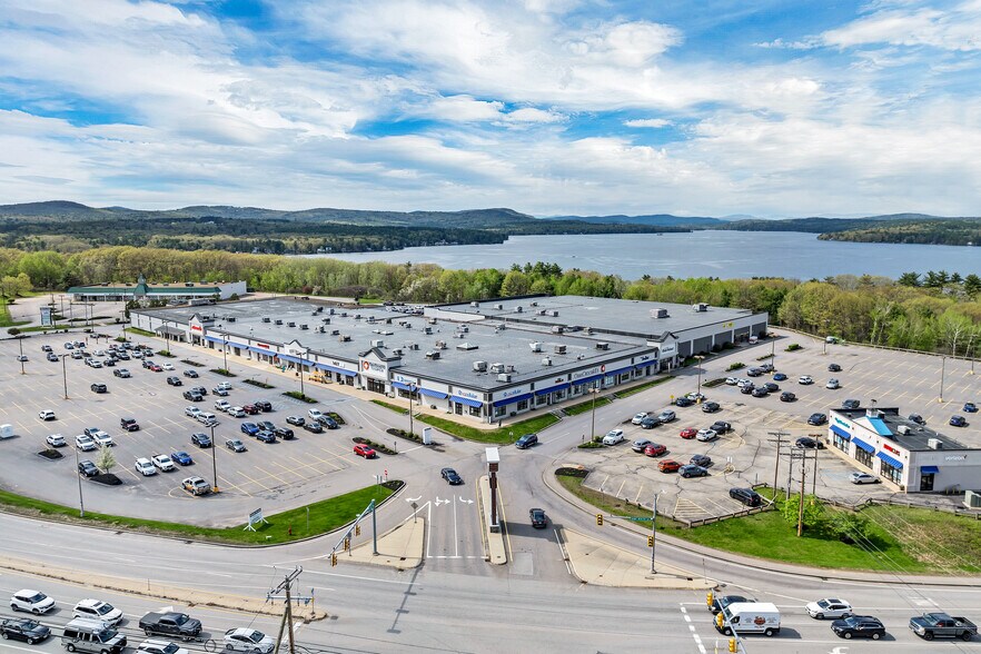 94-96 Daniel Webster Hwy, Belmont, NH à louer - Aérien – Image 1 sur 9