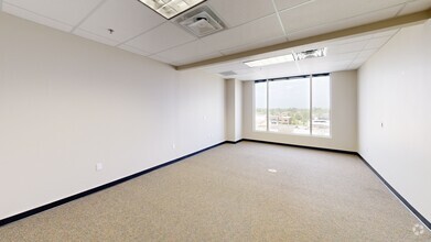 609 SW 8th St, Bentonville, AR à louer Numérisation 3D Matterport– Image 1 sur 1