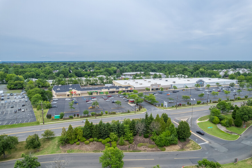 937-989 Church Rd, Cherry Hill, NJ à louer - Photo de l’immeuble – Image 1 sur 9