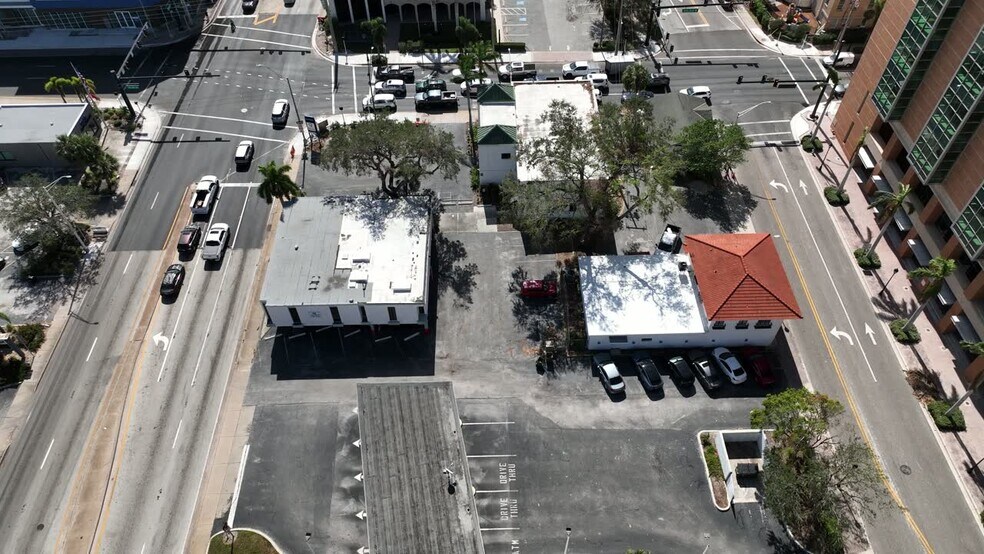 522 9th St W, Bradenton, FL à louer - Vidéo sur l’annonce professionnelle – Image 2 sur 7