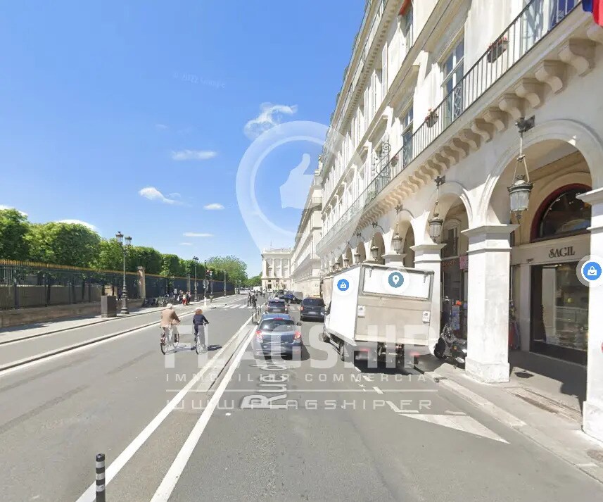 Local commercial dans Paris à louer Photo de l’immeuble– Image 1 sur 4