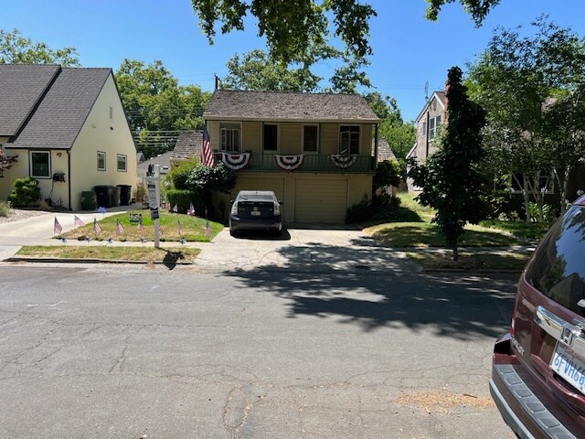 640 37th St, Sacramento, CA à vendre - Photo de l’immeuble – Image 3 sur 13
