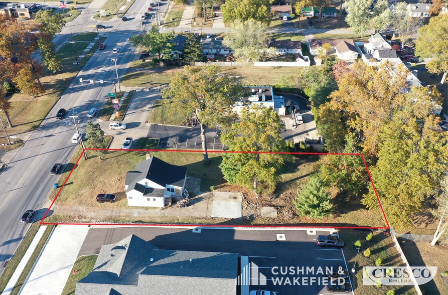 403 N Leavitt Rd, Amherst, OH à vendre - Photo de l’immeuble – Image 3 sur 4