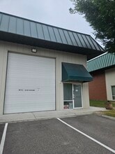 1030 Centerville Tpke S, Chesapeake, VA à louer Photo de l’immeuble– Image 1 sur 11