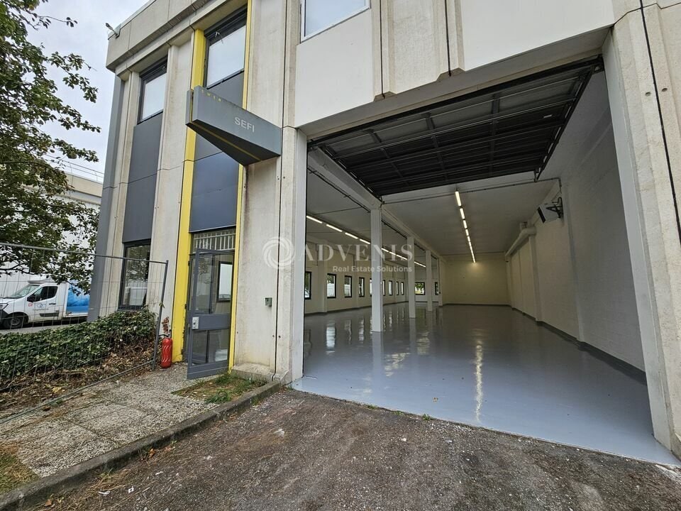 Local d’activités dans Gennevilliers à louer Photo de l’immeuble– Image 1 sur 6
