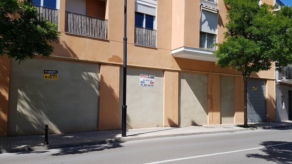 Local commercial dans València à louer - Photo de l’immeuble – Image 2 sur 2