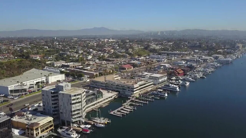 3101 W Coast Hwy, Newport Beach, CA à louer - Vidéo sur l’annonce professionnelle – Image 2 sur 13