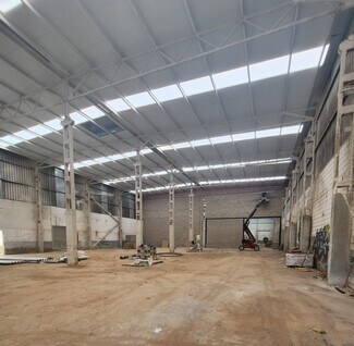 Plus de détails pour Industriel/Logistique à louer