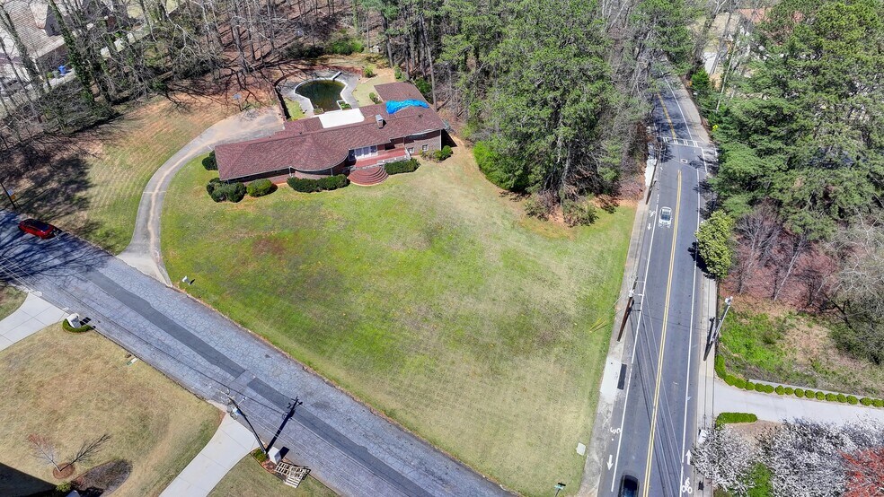 4276 Wieuca Rd NE, Atlanta, GA à vendre - Photo principale – Image 1 sur 30