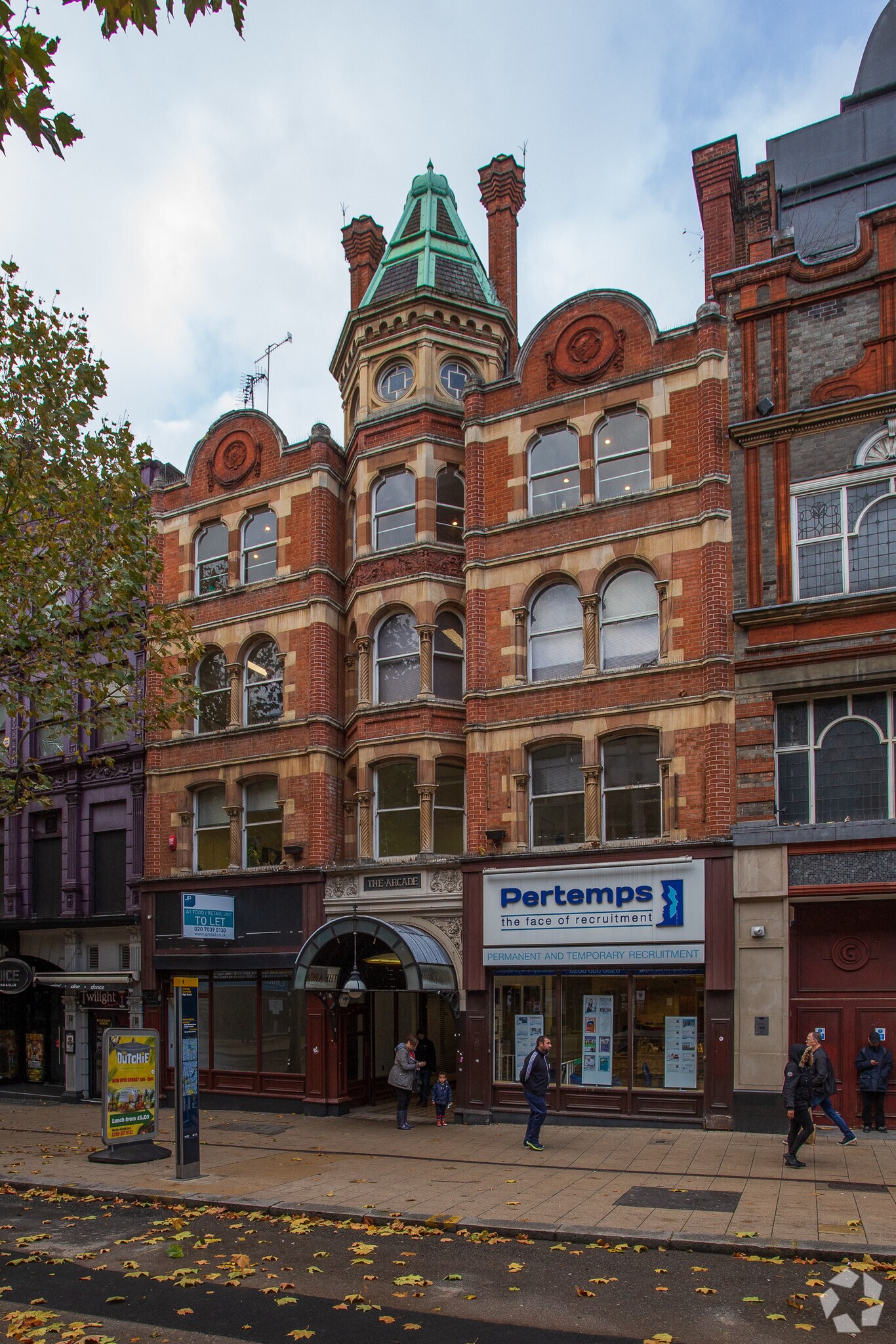 32-34 High St, Croydon à louer Photo de l’immeuble– Image 1 sur 5