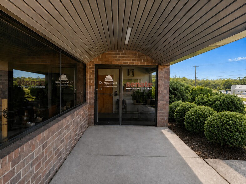 1000 Mount Laurel Cir, Shirley, MA à vendre - Photo de l’immeuble – Image 3 sur 8