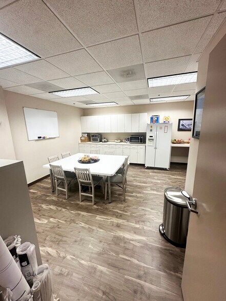 21530 Blackwood Ct, Sterling, VA à louer - Photo intérieure – Image 2 sur 8