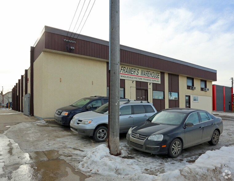 14527 119th Ave NW, Edmonton, AB à vendre - Photo de l’immeuble – Image 2 sur 2