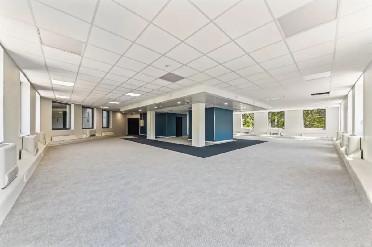 81 Boulevard De La Bataille De Stalingrad, Villeurbanne à louer Photo de l’immeuble– Image 1 sur 18