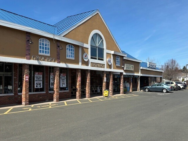 141 Main St, New Hartford, CT à vendre Photo principale– Image 1 sur 5