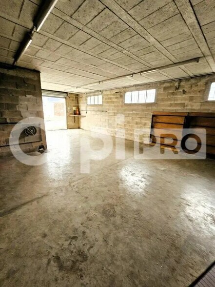 Local d'activités dans Soissons à vendre - Photo de l’immeuble – Image 3 sur 5