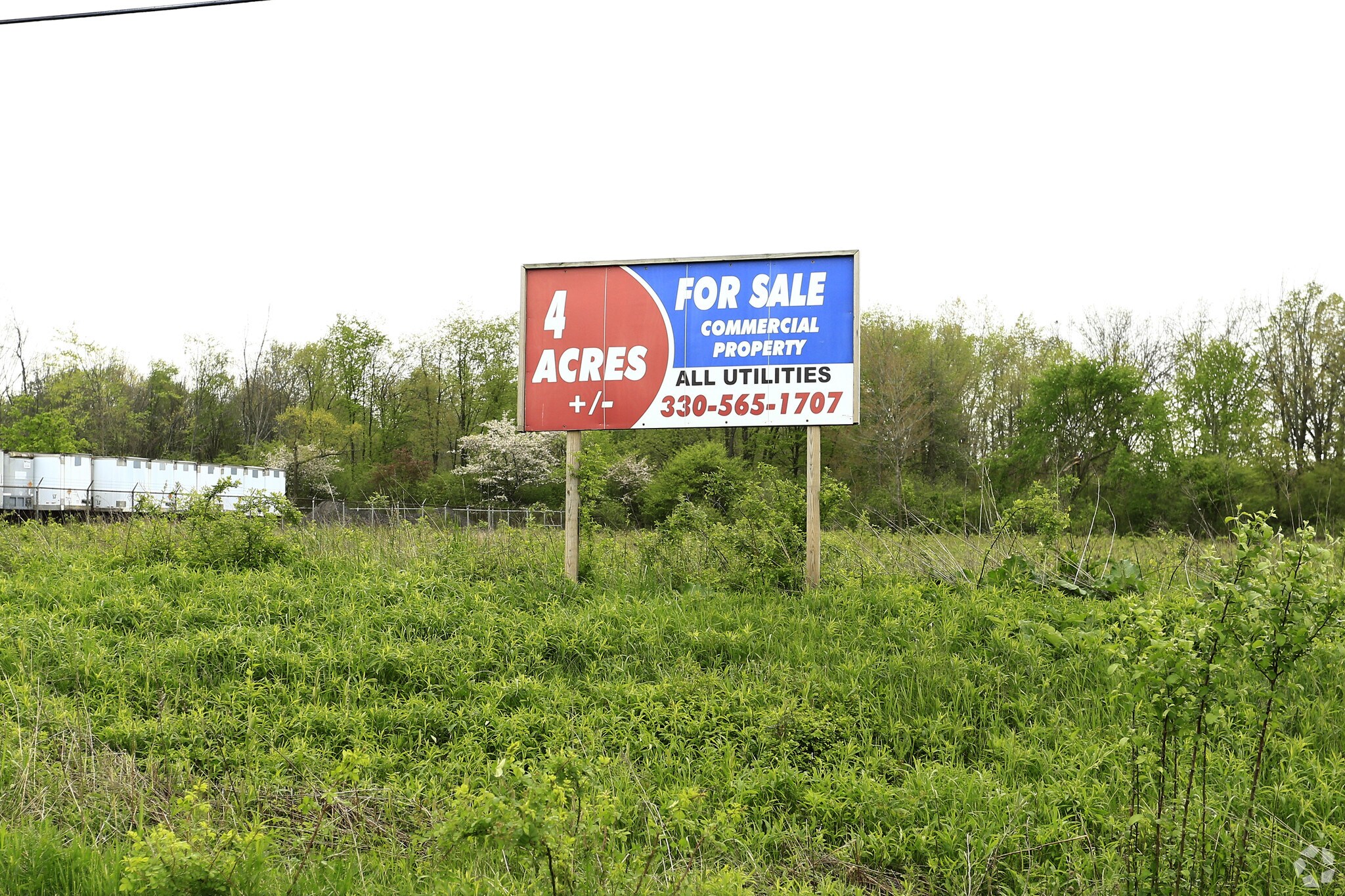 6984 Hubbard-Masury Rd. Rd, Hubbard, OH à louer Photo principale– Image 1 sur 8